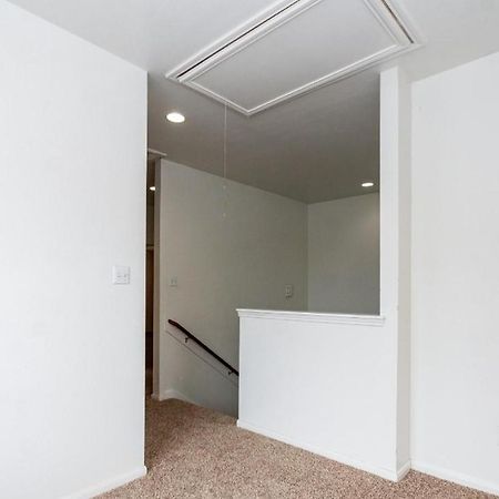 Lovely Downtown Room #2 No Smoking No Kids Second Floor Houston Buitenkant foto