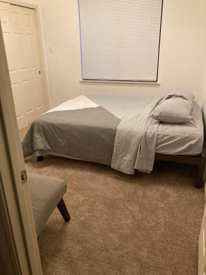 Lovely Downtown Room #2 No Smoking No Kids Second Floor Houston Buitenkant foto